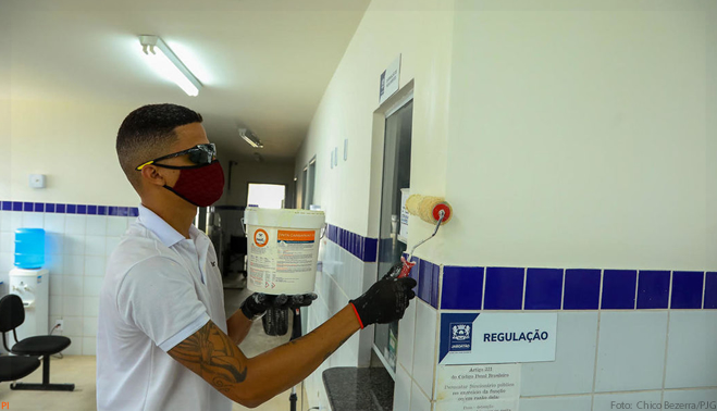 Prefeitura do Jaboatão testa tinta inseticida em prédios públicos do município